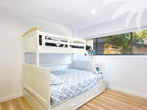 The Royal Cuban - Whitsundays Accommodation 1