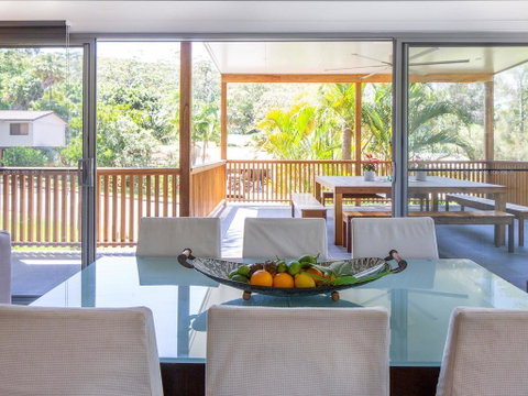 The Royal Cuban - Whitsundays Accommodation 0
