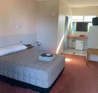 The Royal Motel - Whitsundays Accommodation