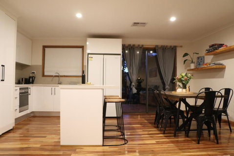 The Salty Gum - Maslin Beach - Whitsundays Accommodation 3