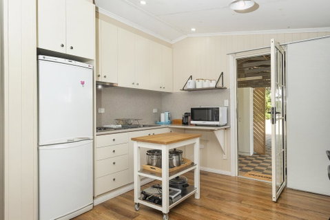 The Shed On Moloney - Whitsundays Accommodation 3