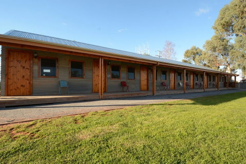 The Silverton Hotel - Whitsundays Accommodation 0
