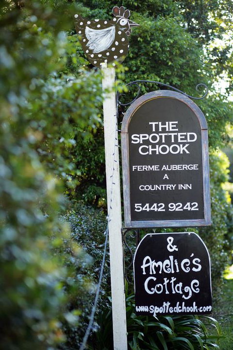 The Spotted Chook And Amelie's Petite Maison - Whitsundays Accommodation 3