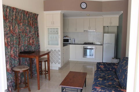 The Swagmans Rest Apartments - Whitsundays Accommodation 3