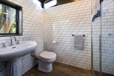 The Train - Whitsundays Accommodation 3