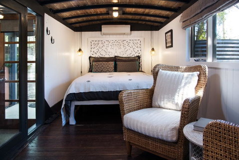 The Train - Whitsundays Accommodation 0