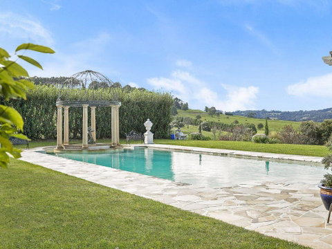 The Villa @ Linden Hall Highlands Luxury - Whitsundays Accommodation 2