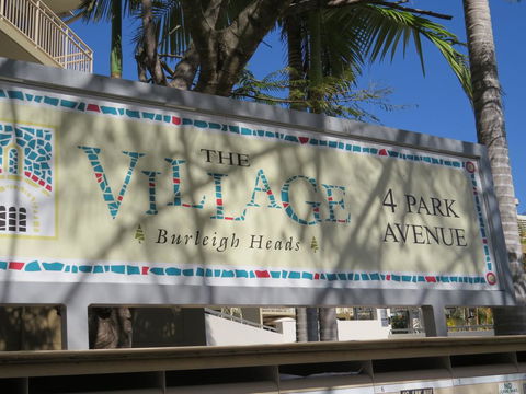 The Village At Burleigh - Whitsundays Accommodation 1