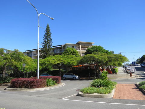 The Village At Burleigh - Whitsundays Accommodation 2