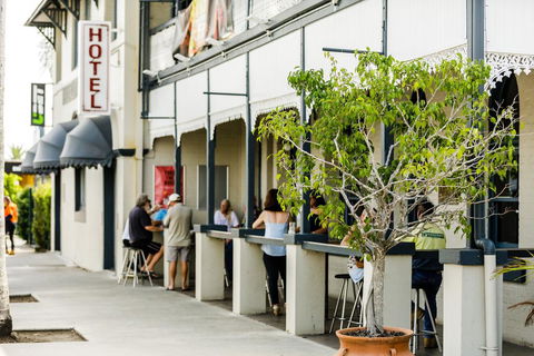 The Waterloo Bay Hotel - Whitsundays Accommodation 1