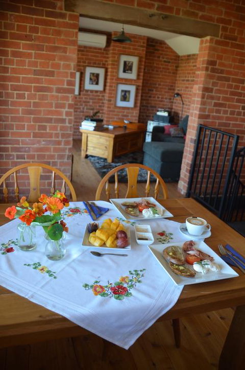 The Wicked Villa - Whitsundays Accommodation 3