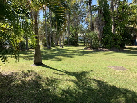 Tin Can Bay Motel - Whitsundays Accommodation 3