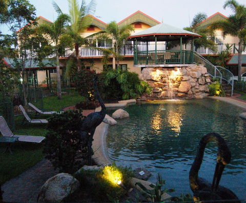 Tinaroo Lake Resort - Whitsundays Accommodation 0