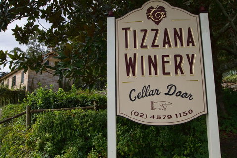 Tizzana Winery Bed And Breakfast - Whitsundays Accommodation 2