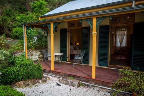 Tizzana Winery Bed And Breakfast - Whitsundays Accommodation 3