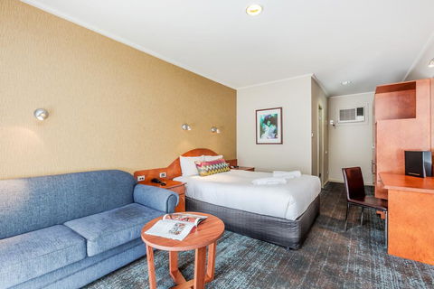 Tonsley Hotel - Whitsundays Accommodation 0
