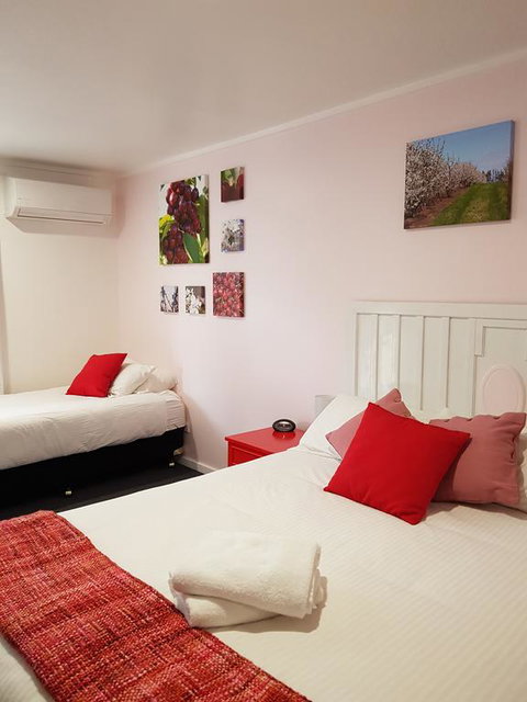Town House Motor Inn Young - Whitsundays Accommodation 2