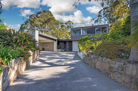 Treehouse Jervis Bay - Whitsundays Accommodation 0