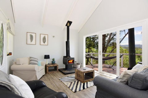 Treetops - Newly Renovated, In The Village! - Whitsundays Accommodation 2