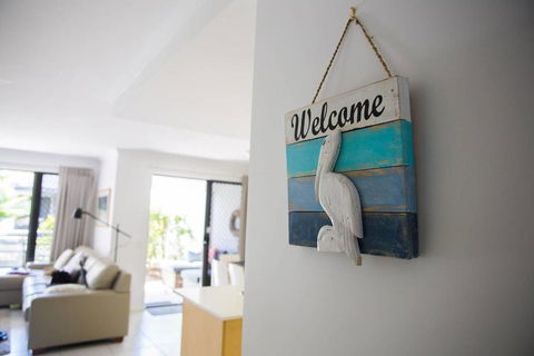 Tropical Getaway In 3 Bedroom Unit In 4 Star Resort - Whitsundays Accommodation 2