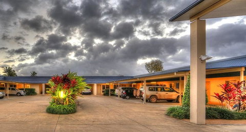 Tropixx Motel & Restaurant - Whitsundays Accommodation 0