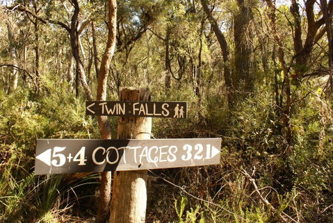 Twin Falls Bush Cottages - Whitsundays Accommodation 3
