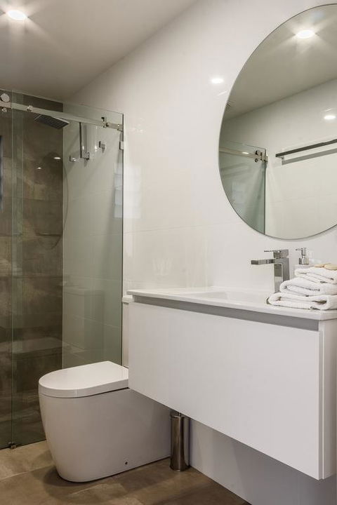 Two Islands At The Jetty - Whitsundays Accommodation 3