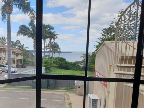 Twofold Bay Motor Inn - Whitsundays Accommodation 1