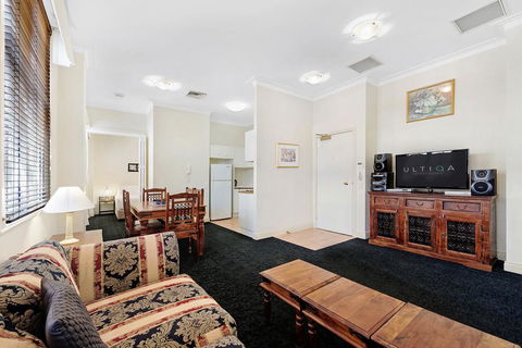 ULTIQA Rothbury Hotel - Whitsundays Accommodation 3