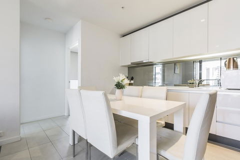 UWS Madison Melbourne CBD Apartment - Whitsundays Accommodation 3