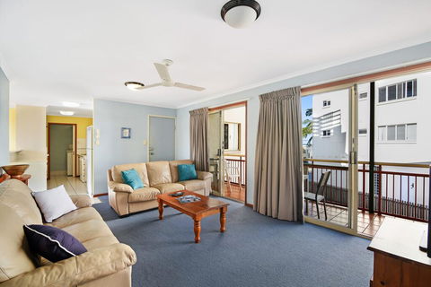 Vaai Moana - 5/10 Oriole Avenue - Whitsundays Accommodation 1