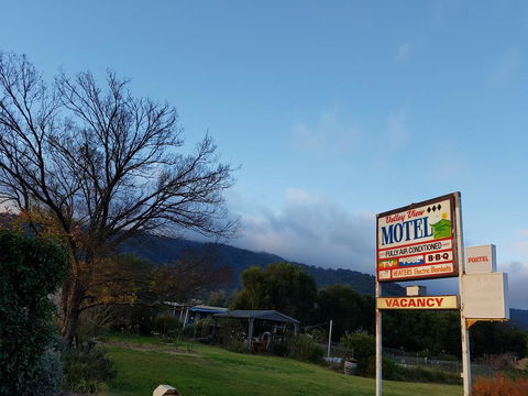 Valley View Motel - Whitsundays Accommodation 0