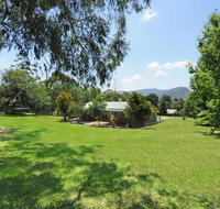 Valley Haven - 3 bedrooms close to the village - Whitsundays Accommodation