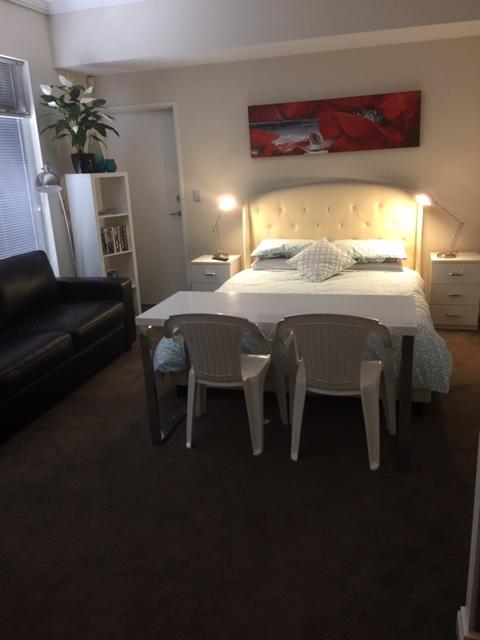 Venetian Canal 1 Bedroom Apartment - Whitsundays Accommodation 3