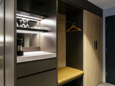 Vibe Hotel Hobart - Whitsundays Accommodation 2