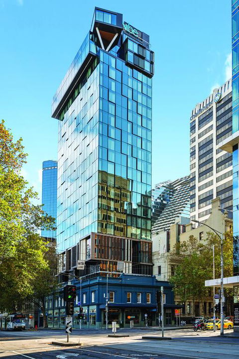 Vibe Hotel Melbourne - Whitsundays Accommodation 3