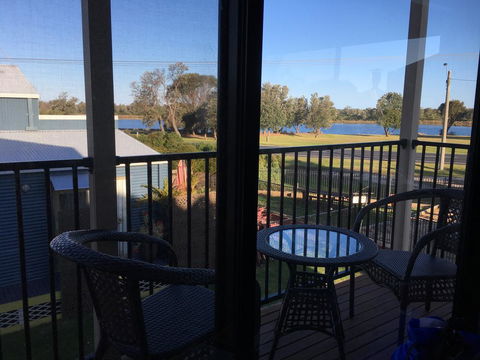 Villa By The Lake - Whitsundays Accommodation 2