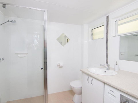 Villa Manyana Unit 28 - Whitsundays Accommodation 1