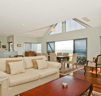 Villa Mer - stylish waterfront accommodation - Whitsundays Accommodation