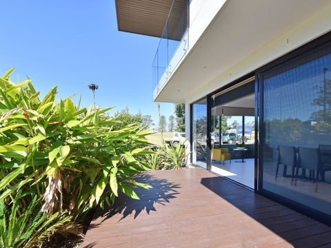 Villa Sorrento Waterside At Trinity Point - Whitsundays Accommodation 2