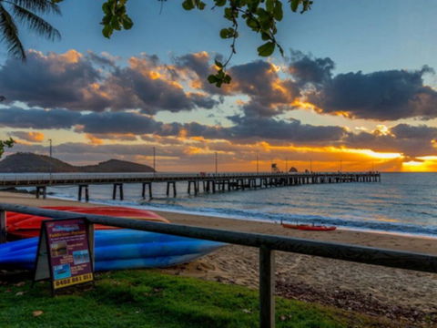Villa Tiino - Clifton Beach - Whitsundays Accommodation 1