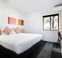 Villawood Hotel - Whitsundays Accommodation