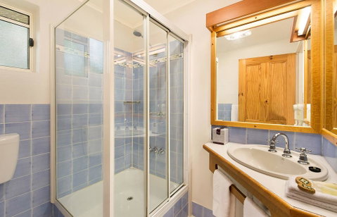 Vineyard Cottages - Whitsundays Accommodation 2