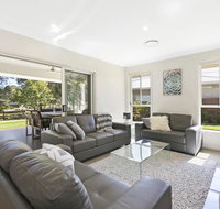 Vino e Golf - Whitsundays Accommodation