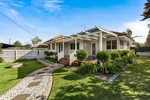 Viola House - Whitsundays Accommodation 0