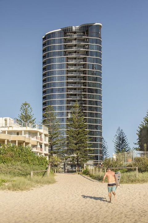 Vue Broadbeach - Whitsundays Accommodation 3