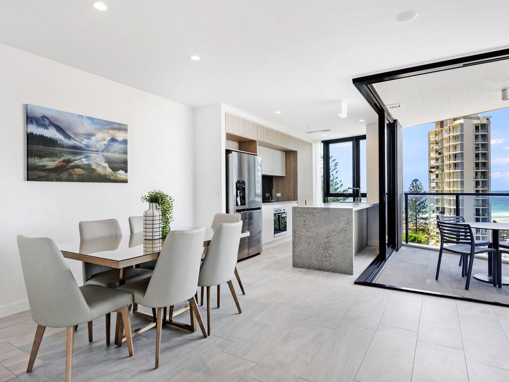 Broadbeach QLD Whitsundays Accommodation