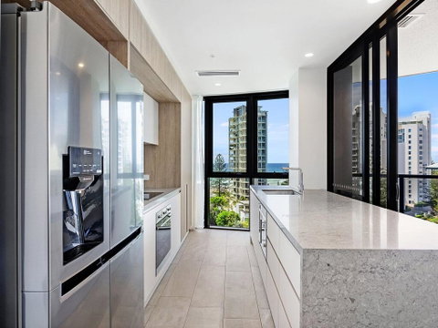 Vue Broadbeach Private 2 Bed Ocean View - Whitsundays Accommodation 3