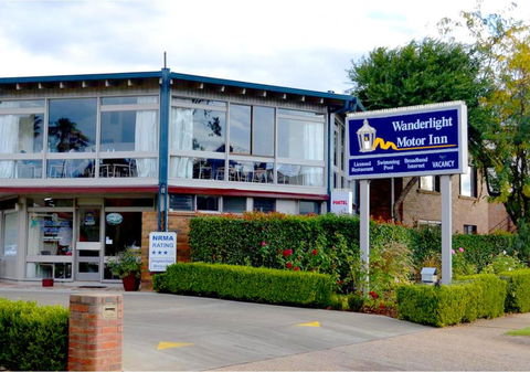 Wanderlight Motor Inn - Whitsundays Accommodation 0