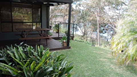 Waterfront Jervis Bay Escape Cooinda - Whitsundays Accommodation 3